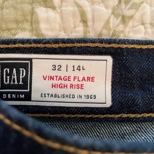 GAP Jeans Vintage Flare High Rise 1969 Sz 32/14L